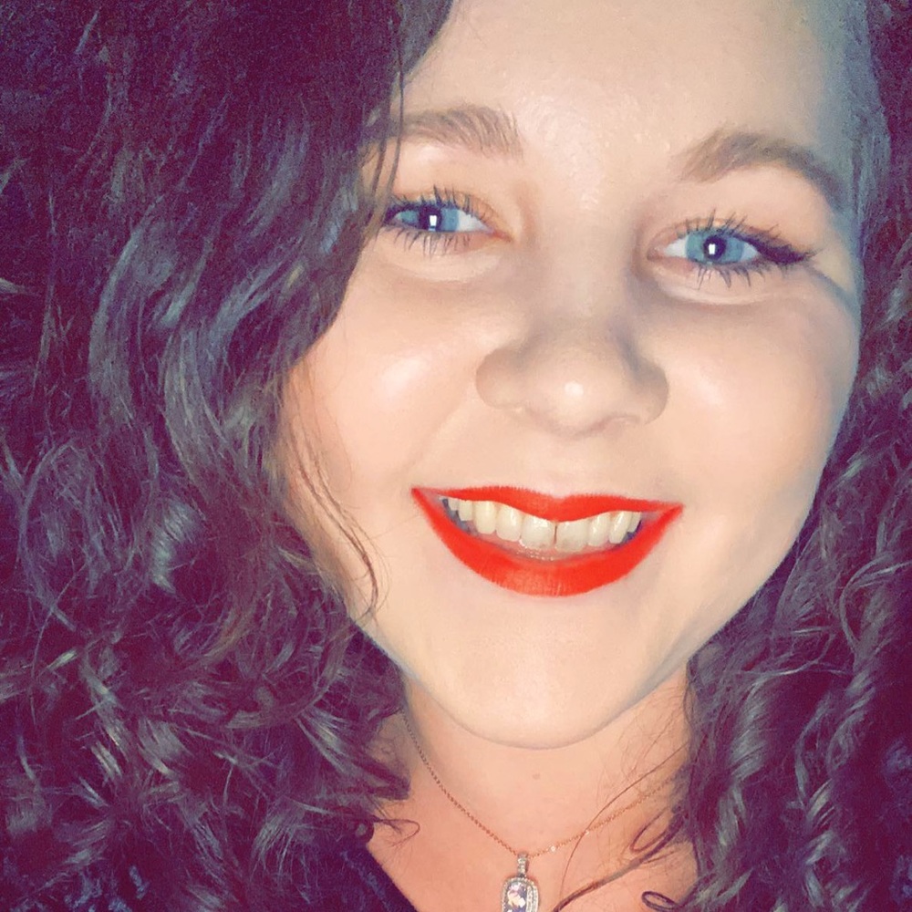 Meet your Posher, Emma